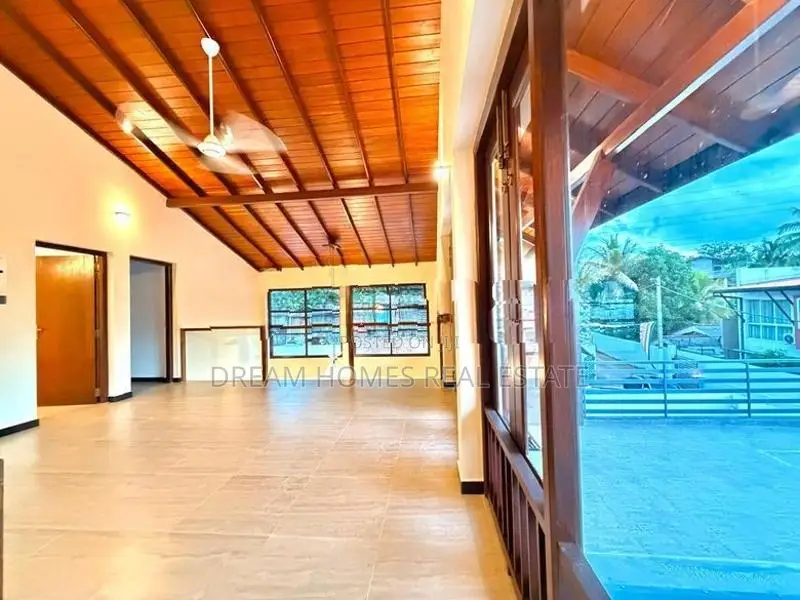 3-Bedroom House for Sale – Battaramulla Koswatta
