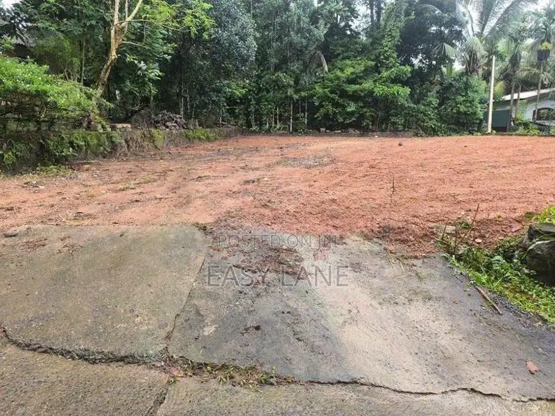 Land for Sale in Horana / Ca 13677