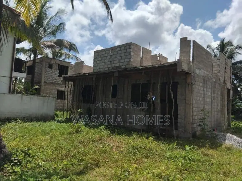 Structure Complete House for sale Kottawa