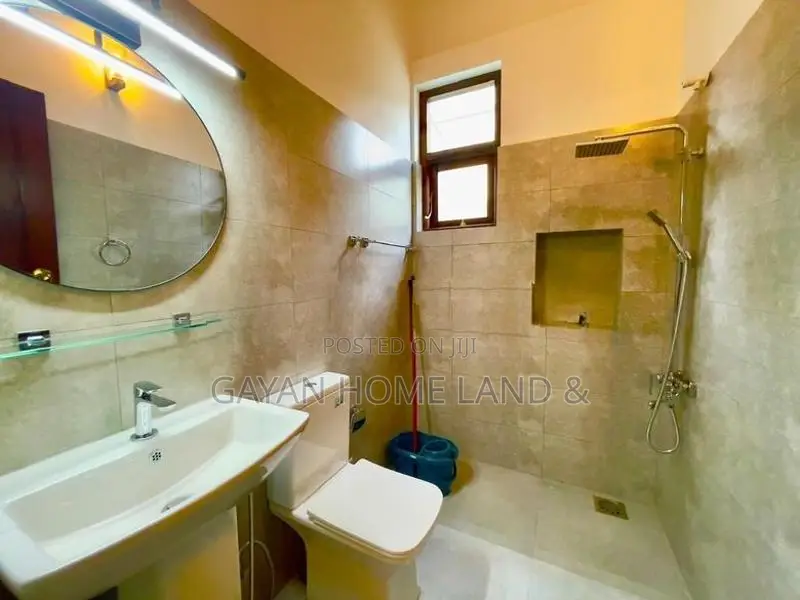 Brand New Modern Single Storey Quality House in Kahathuduwa