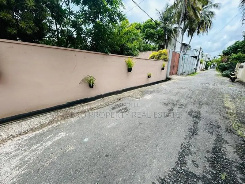 Land for Sale in Nugegoda