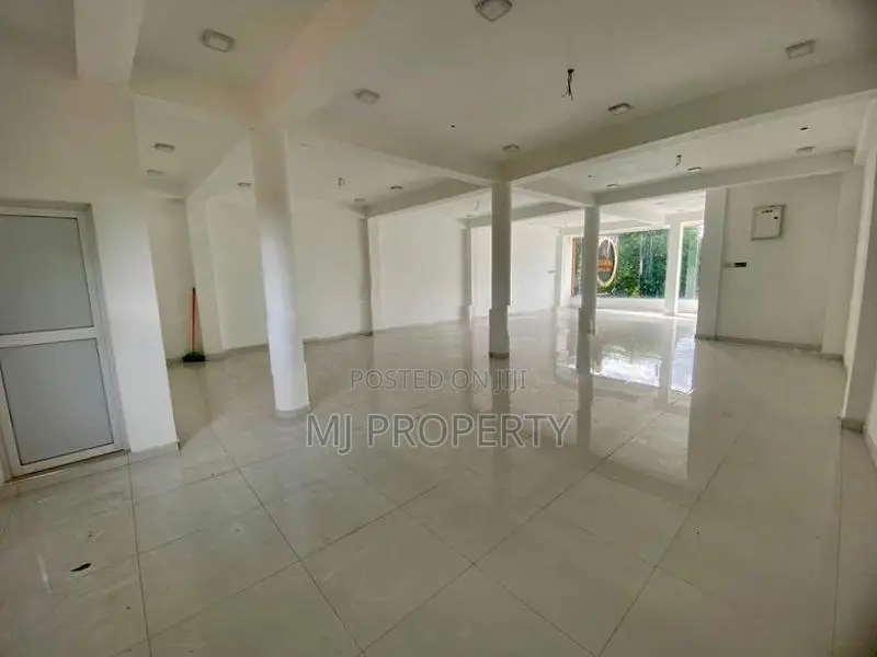( GC-1046) Valuable Commercial 2nd Floor Shop Space Rent in Godagama
