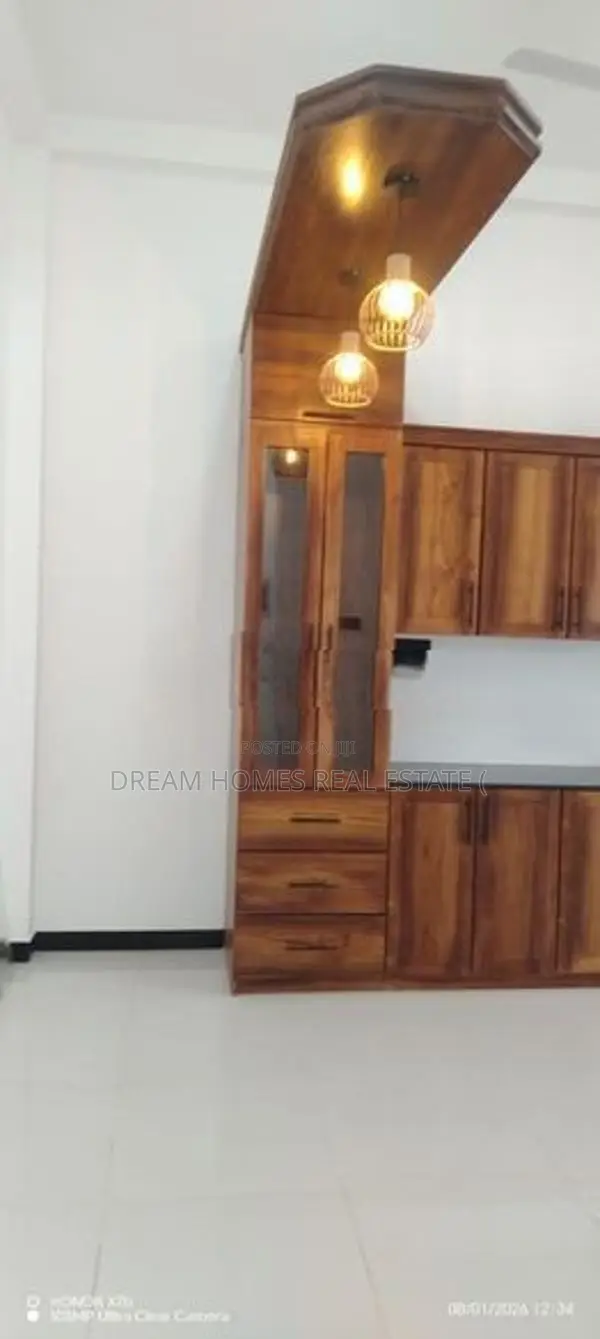 10.5 Perches Modern Luxury Home for Sale – Athurugiriya