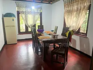 පර්චස් 117 ක් සමග නිවසක් කිරිදිවැලින්CH 12808