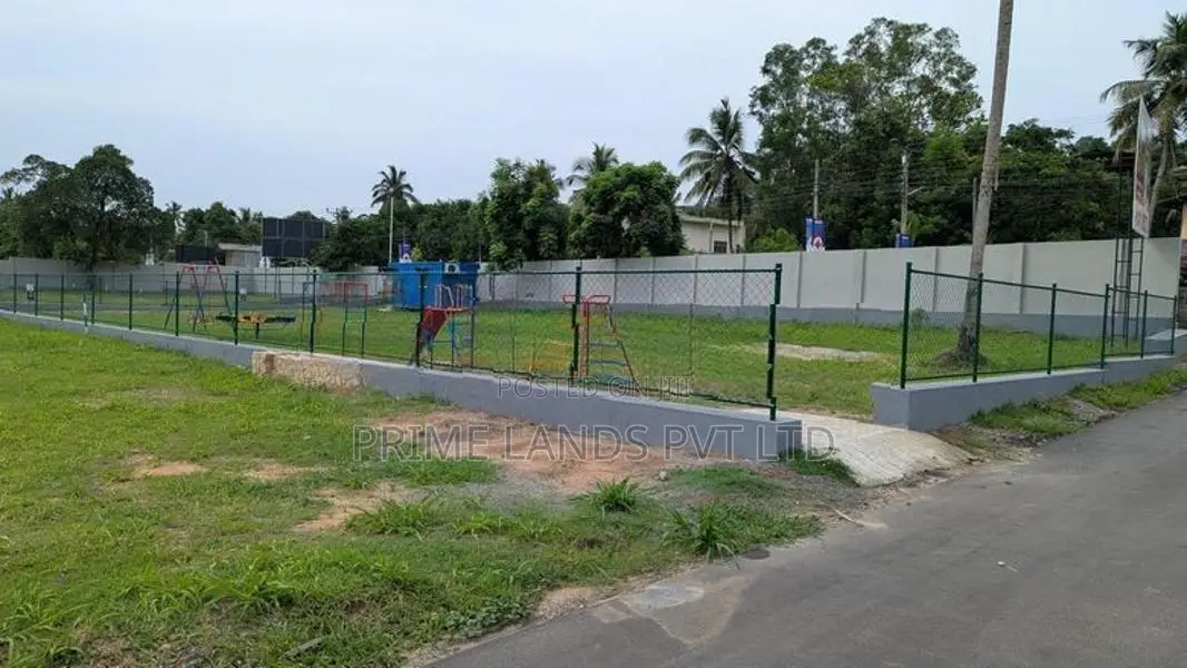 Kurunegala Malkaduwawa Land for Sale