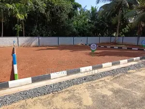 Land Sale in Thapitiya T01