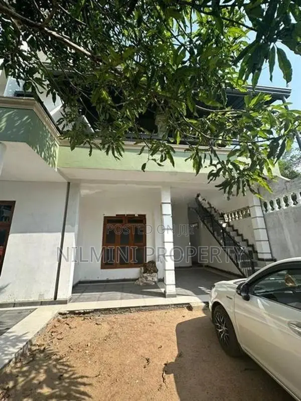 Comasal House for Rent Kaduwela