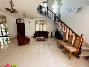 2 story house for rent