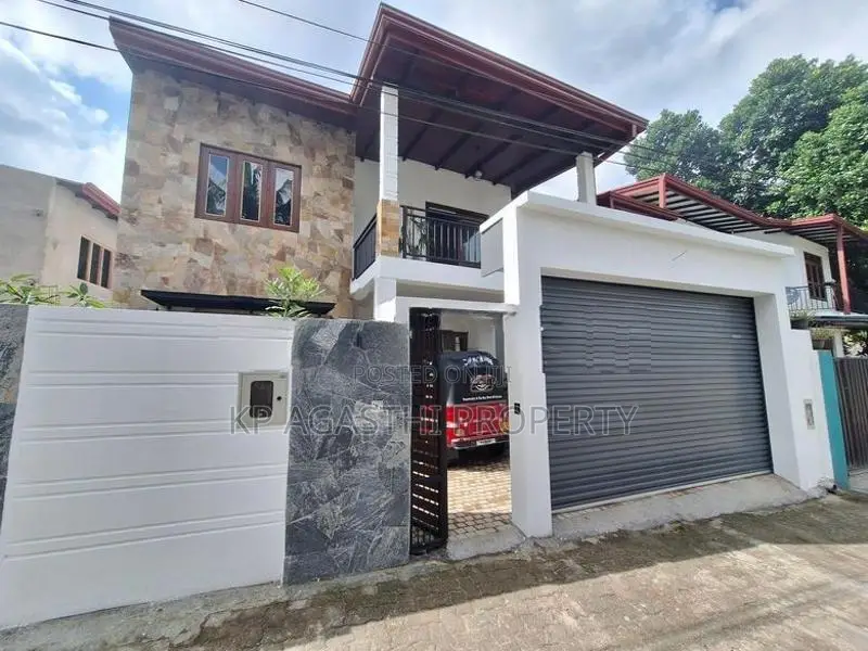 thalawathugoda modern house for sale in