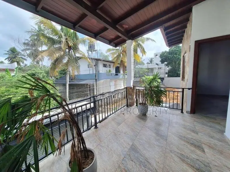 thalawathugoda modern house for sale in