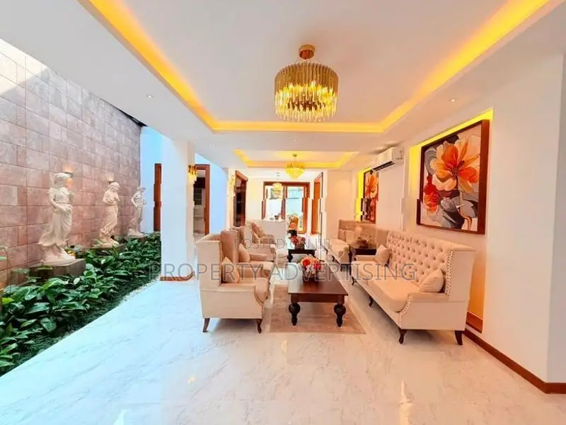 BATTARAMULLA JAYANTHIPURA LUXURY BRAND NEW HOUSE FOR SALE
