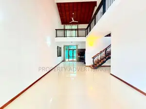 Luxurious Battaramulla Wickramasinghapura House for Sale