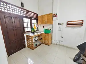 Three Storey House for Rent in Kadawatha , Gampaha Waliweriya Road