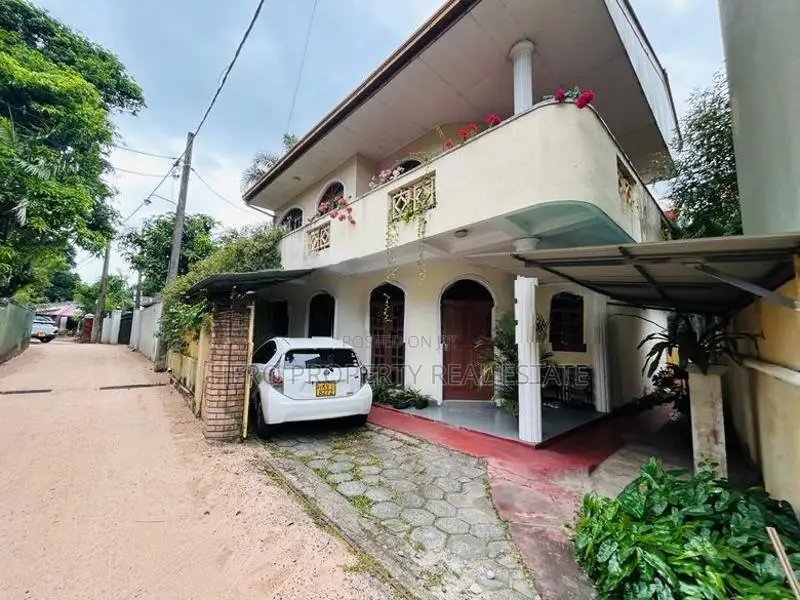 2 Storey House for Sale in Nugegoda