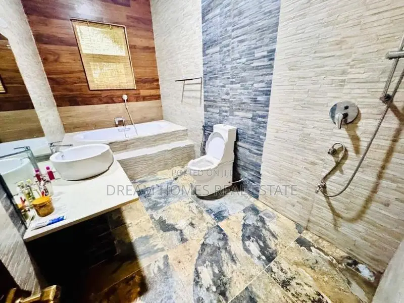 7-Bedroom Luxury House for Sale – Rajagiriya