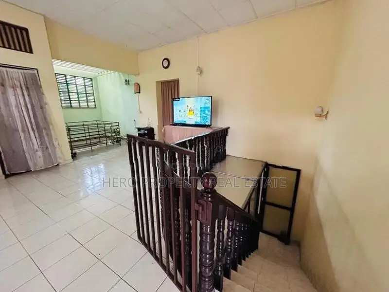 2 Storey House for Sale in Nugegoda