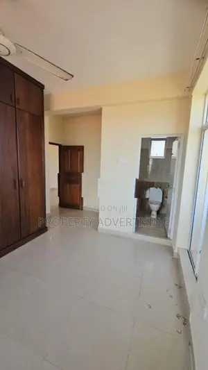 Colombo 04 03 BR Apartment for Sale
