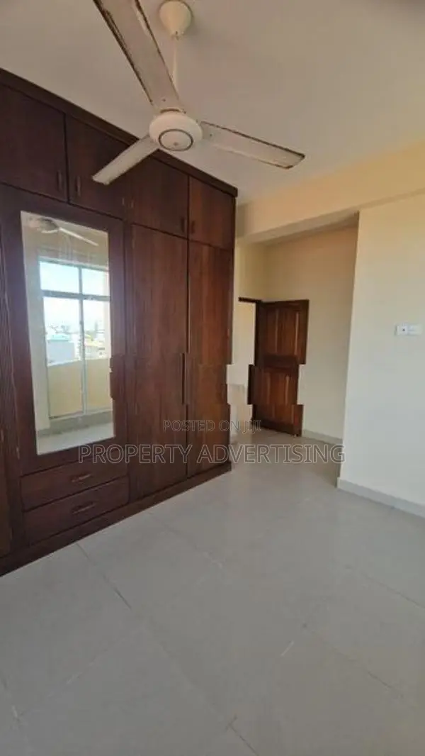 Colombo 04 03 BR Apartment for Sale