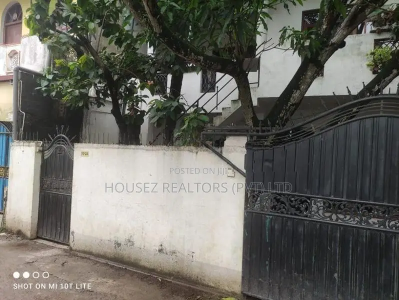 Twin Houses Solar Property for Sale Wellampitiya