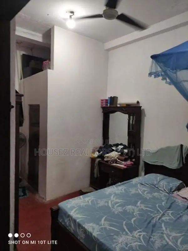 Twin Houses Solar Property for Sale Wellampitiya
