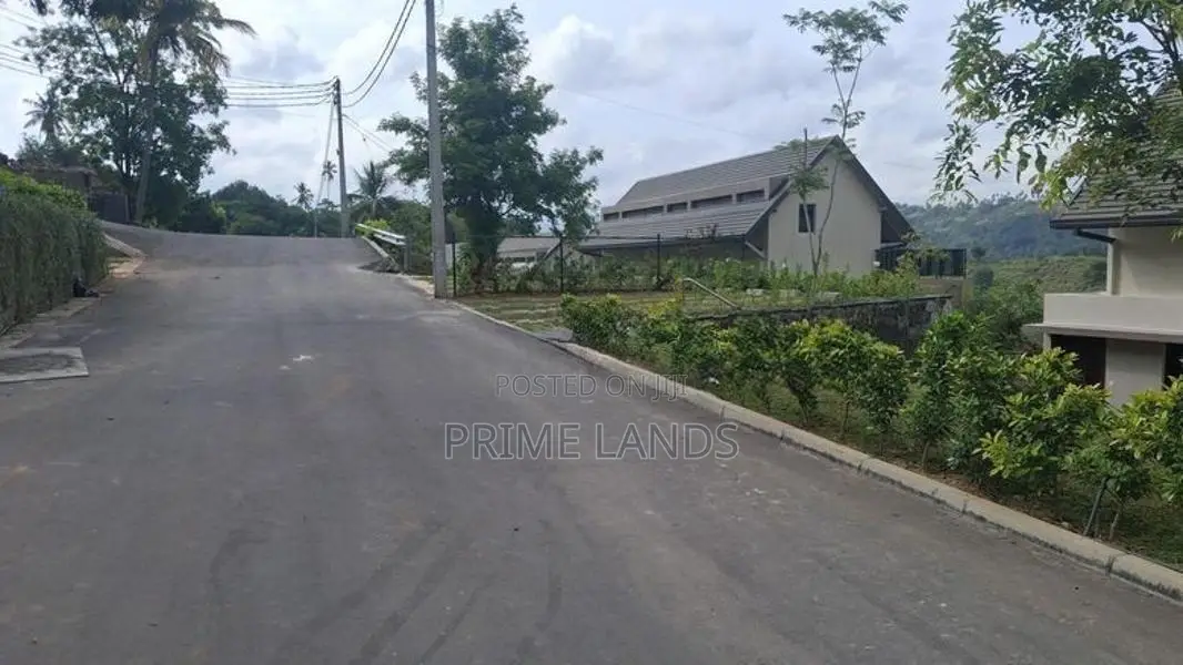 Beautiful Villas for sale in Kandy Digana