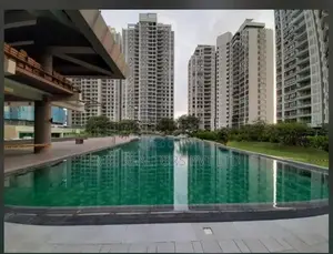 3 Bedroom Elegantly Furnished Luxury Apartment (EM047MI)