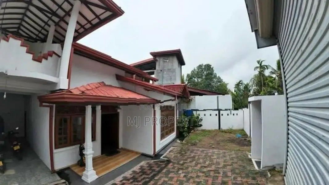 ( TR-1173) Highly Valuable Two Storey House Rent in Rajagiriya