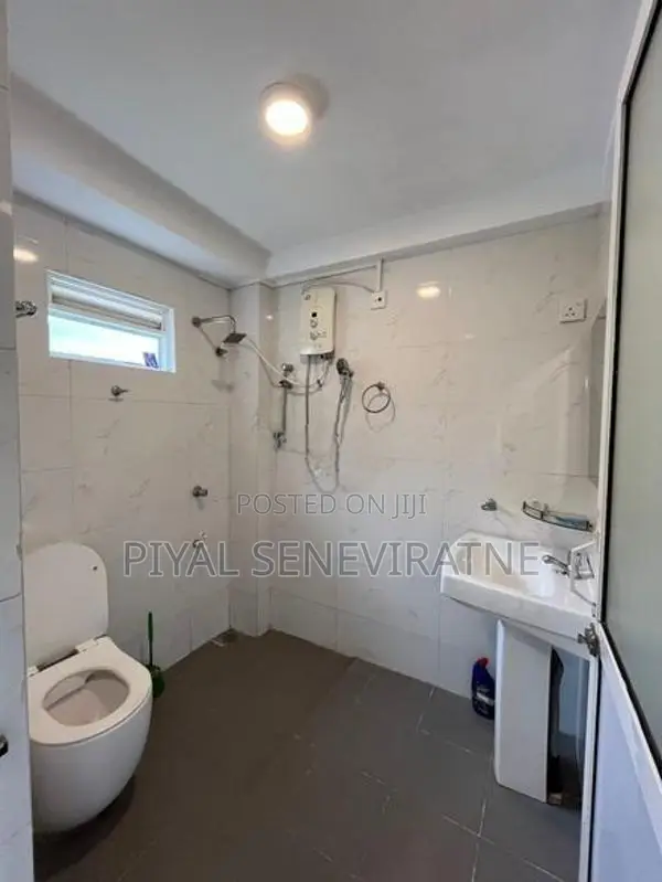 Seasonal Room for Short Term Rent - Kandy