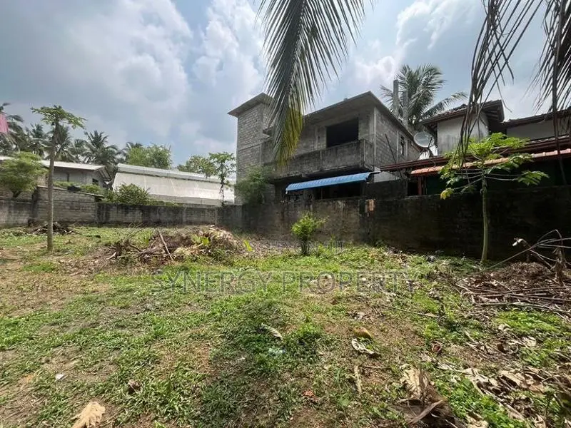 Land For Sale In Mahara Kadawatha (LA-GAMMA-61)