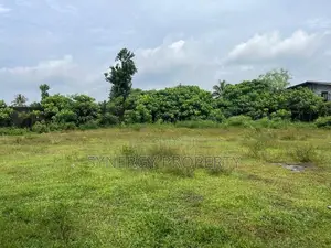 30 Perch Land in Makola Y Junction, Kiribathgoda (LA-GAMMK-109)