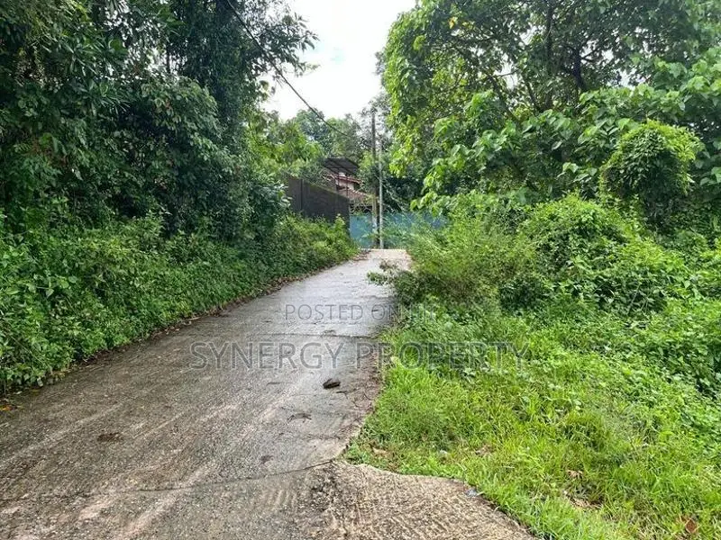 30 Perch Land in Makola Y Junction, Kiribathgoda (LA-GAMMK-109)