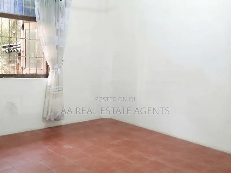 Two Storey House for Sale in Wellampitiya