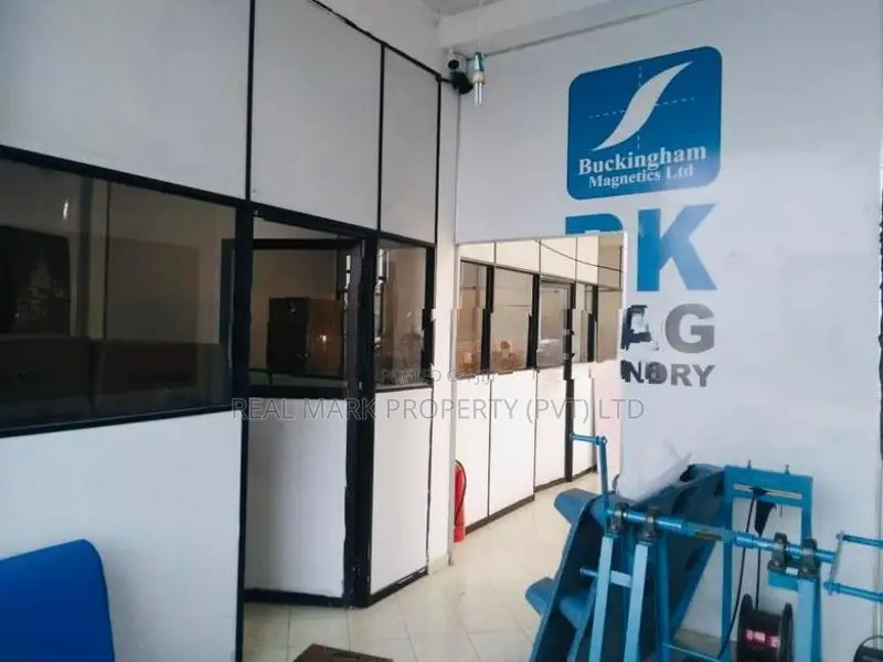 Commercial Building 2nd Floor for Rent in Welisara|Mahabage