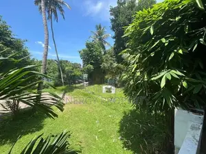 71 Perch Land with Building For Sale - Wattala (CP-GAMKG-131)