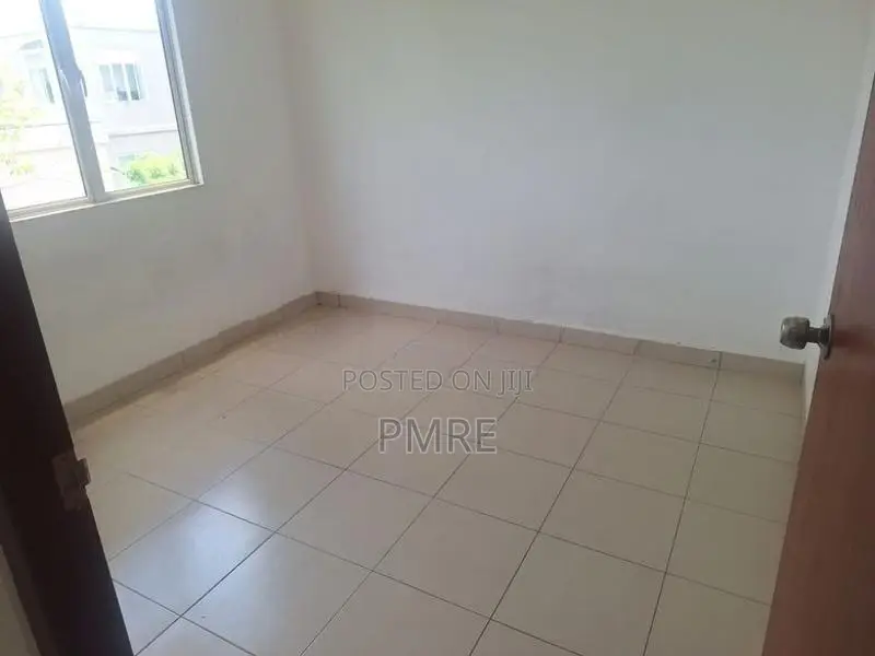 Apartment for rent in Mount Clifford Range - Homagama