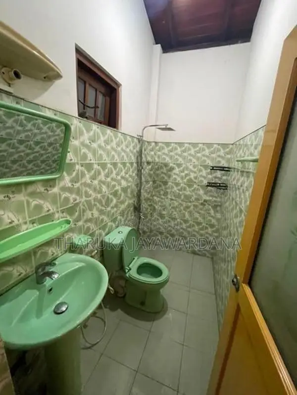 Twostory House for Rent Pannipitiya