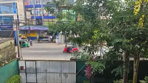 7 bedroom two story house for long term rent