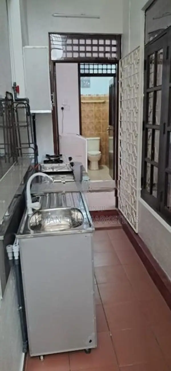 Fully Furnished Studio Annex for Rent – Rajagiriya ( Girls Only )