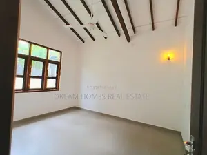 Modern 3 Bedroom House – Kahathuduwa, Piliyandala