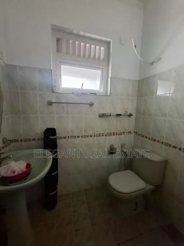 Commercial Property for Rent in Colombo 03 (A4883)