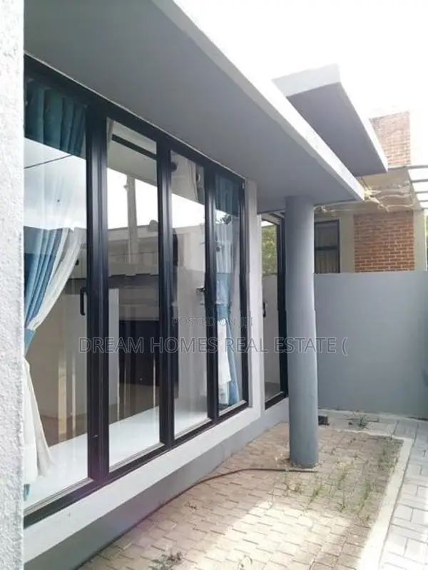 Modern Single-Storey House for Sale – Ja-Ela
