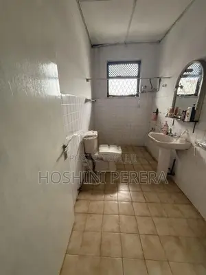Room for Rent – Pelawatta, Battaramulla (Girls Only)