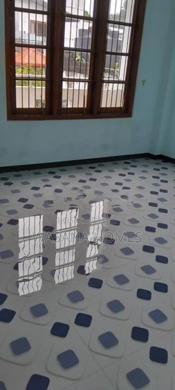 Super 3.Story House for Sale Pitakotte