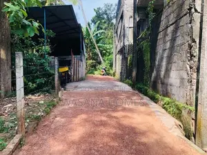 Land for Sale Thalapathpitiya