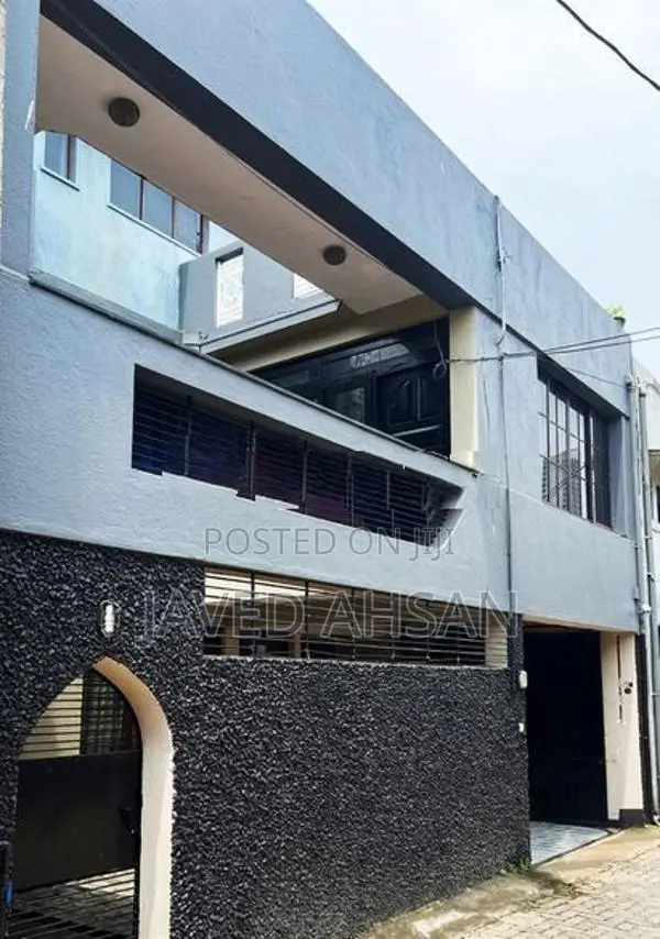 2-Story House for Sale - Thumulla Junction Colombo 5