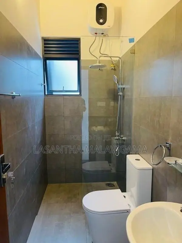 Brand New Single Storey House for sale in Athurugiriya Galwarusa Road