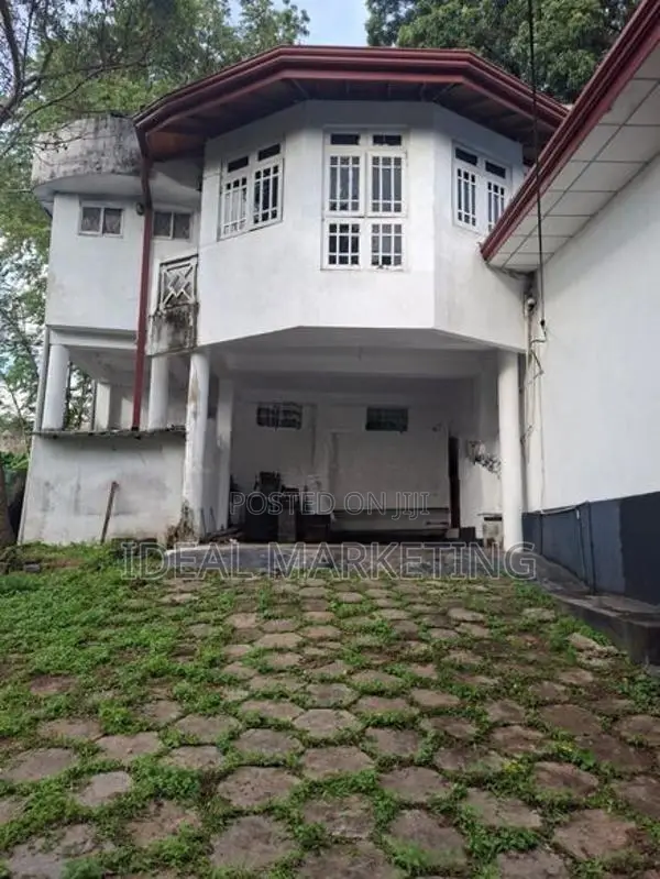 Commercial property For Rent - Kotte
