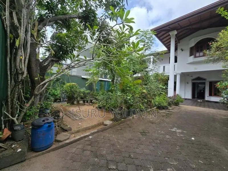 A Valuable Two Storey House for Sale in Nugegoda (baddegana)