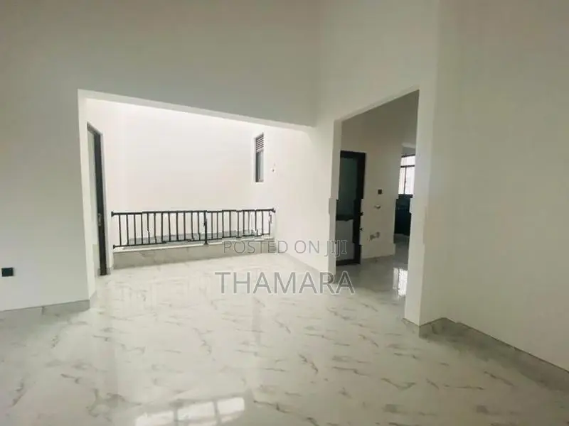 Apartment for Rent in Koswatta