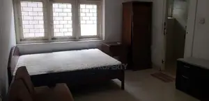 House with 10 Perch Land for Sale – Colombo 05